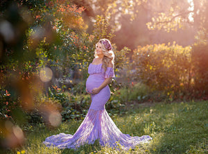 Lace maternity dress